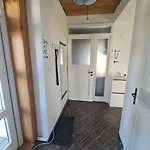 Guest In Private By Airport, Shared Bath, Non-smoking, Contactless Check-in, No Staff, Quiet Stay, Short