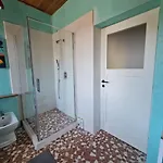 Apartment Guest In Private By Airport, Shared Bath, Non-smoking, Contactless Check-in, No Staff, Quiet Stay, Short *
